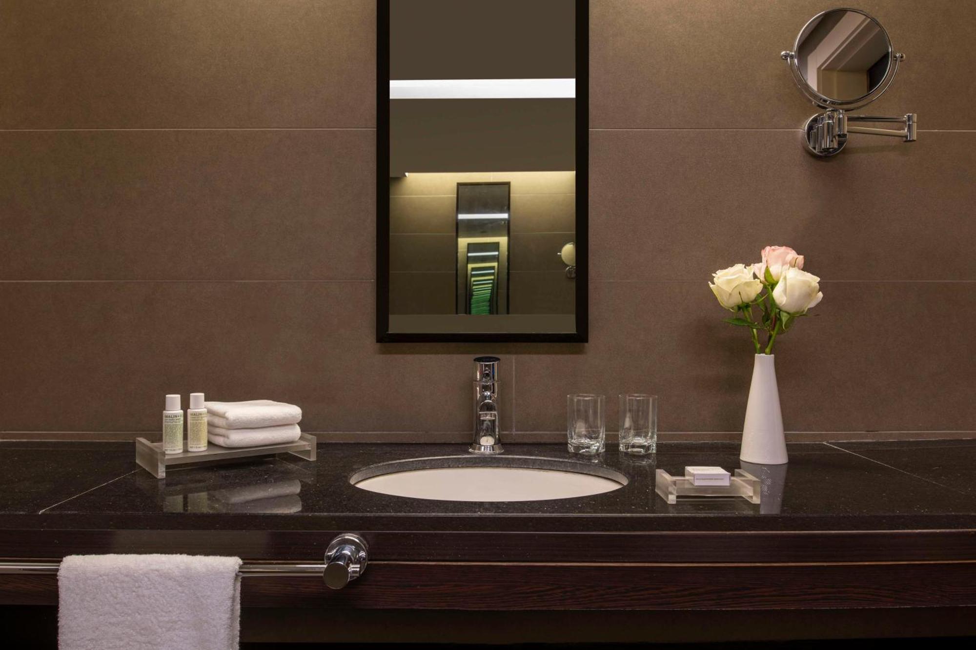 Bristoria Hotel Эрбиль Экстерьер фото